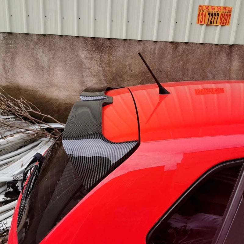 Spoiler em Fibra de Carbono Preto Brilhante para VW Polo 6R 2011-2018